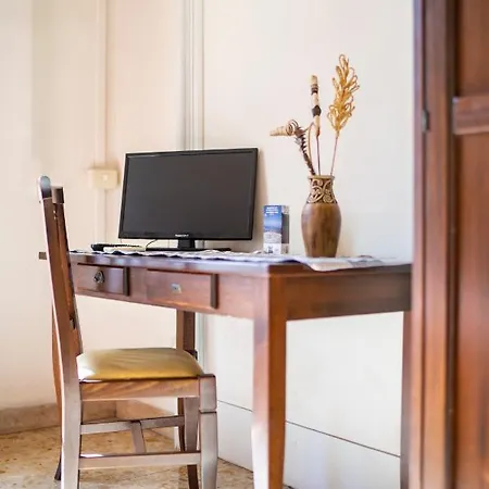 San Demetrio Guest house 2*